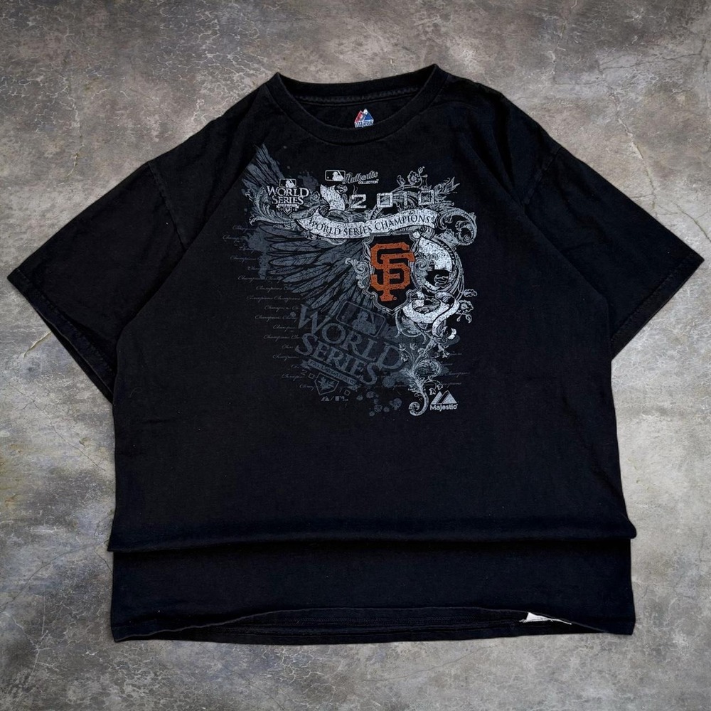 San Francisco Giants 2010 Graphic Tee Men's Oversized Large Grunge Goth MLB Y2K